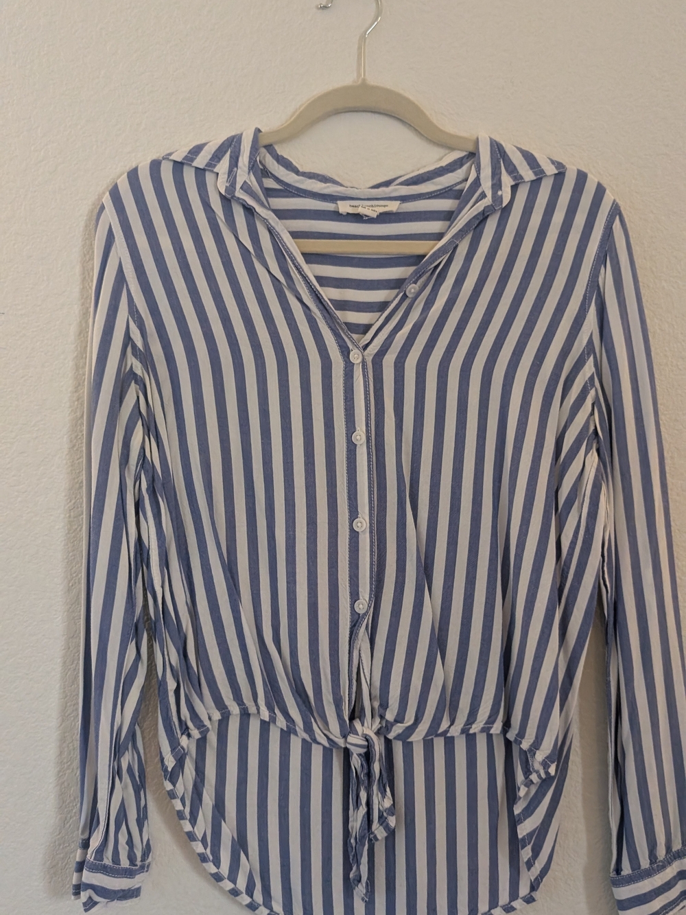 beachlunchlounge Blue & White Striped Button-Front Tie-Hem Top